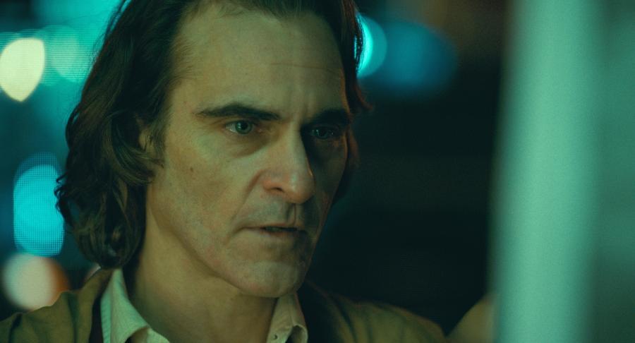 "Joker" w kinach od 4 października. © 2019 Warner Bros. Entertainment Inc
