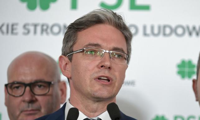 Jarubas: Najkrótsza droga do dechrystianizacji Polski prowadzi przez PiS