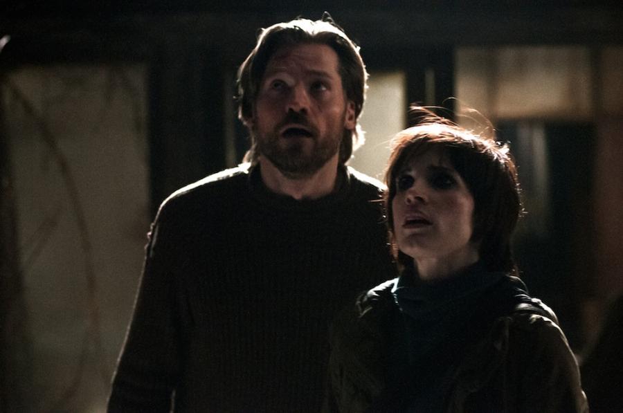 Jessica Chastain i Nikolaj Coster-Waldau w filmie "Mama"