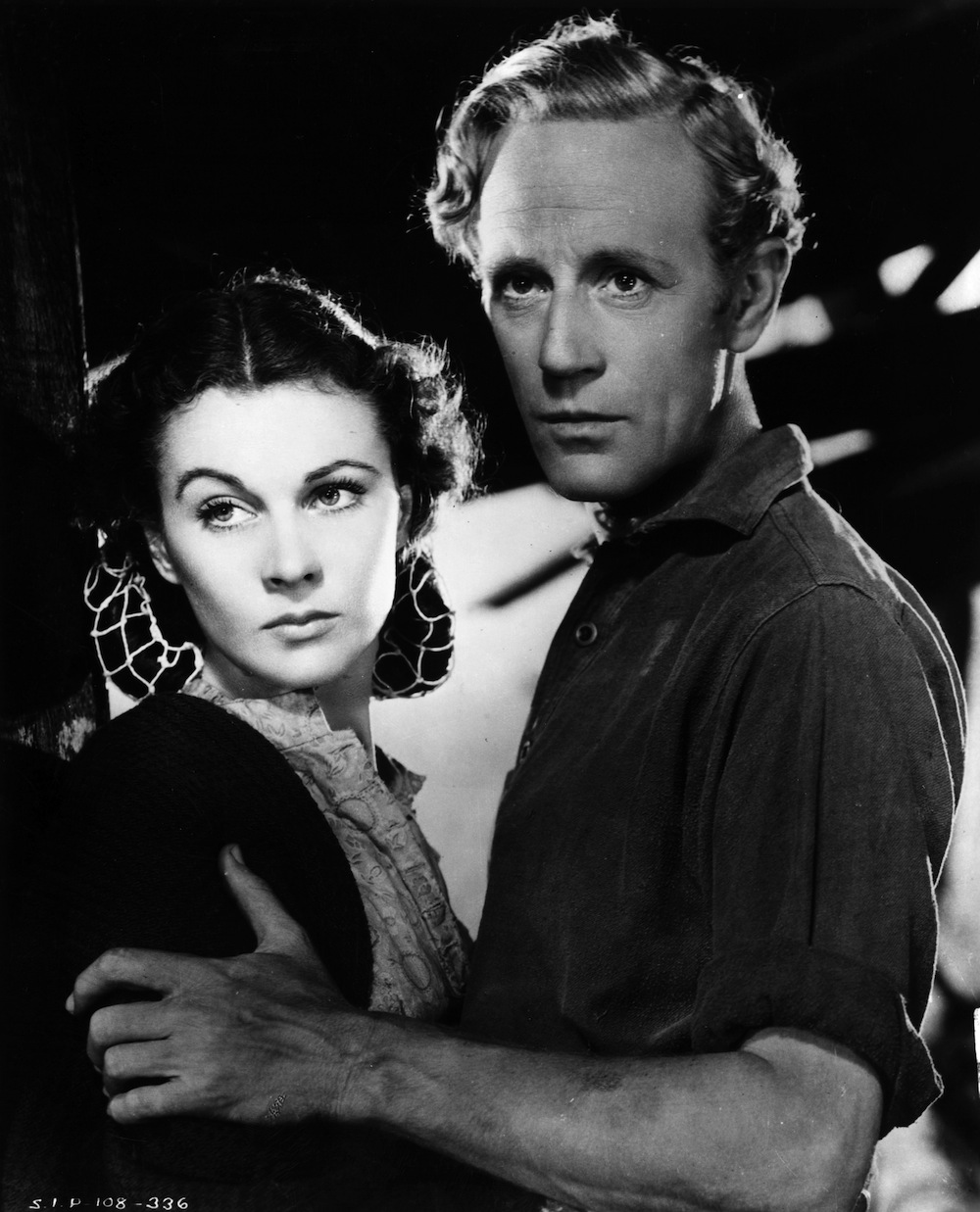 Vivien Leigh i Leslie Howard w filmie "Przeminęło z wiatrem"