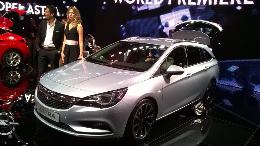 Opel astra sports tourer