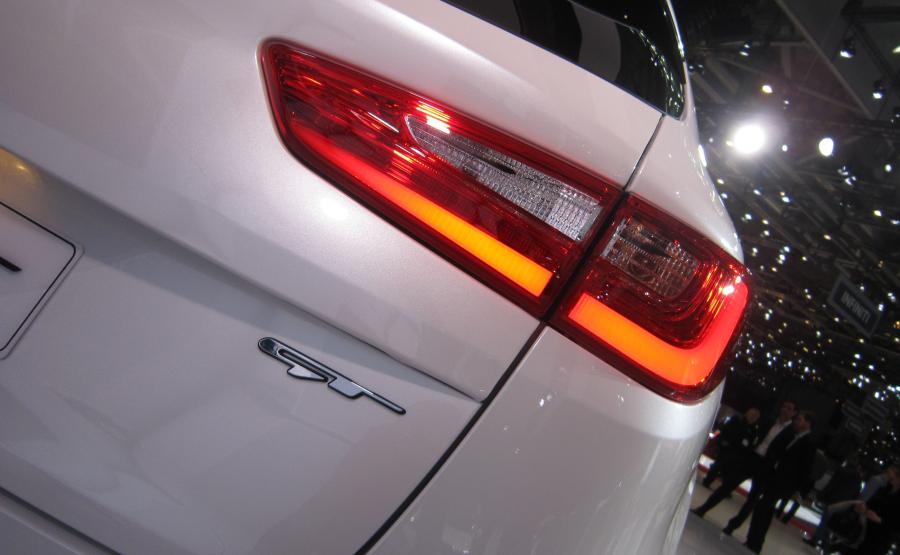 Kia optima sportswagon